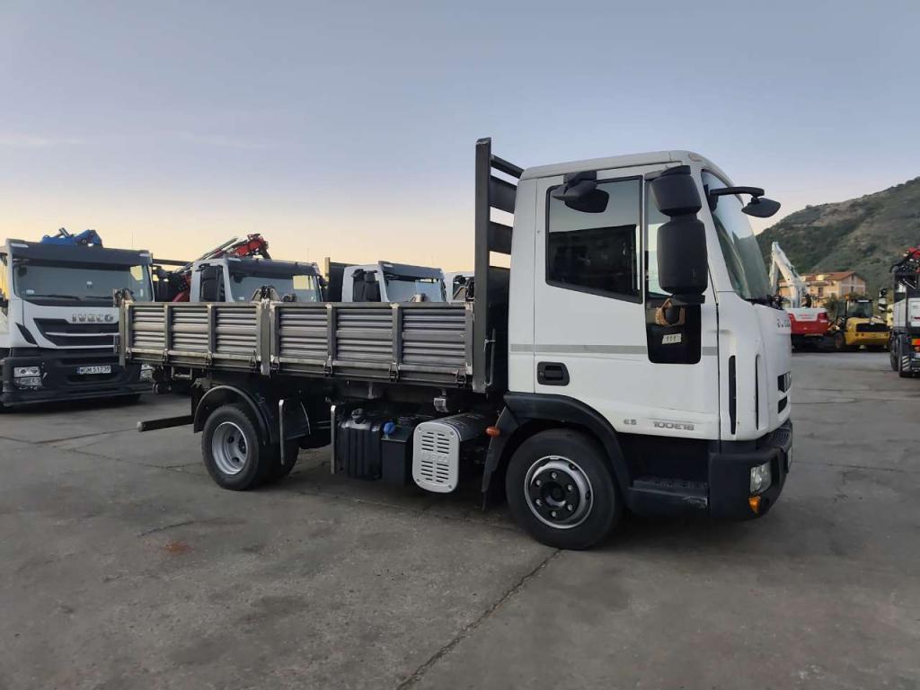 Iveco EUROCARGO 100E18 Photo 8