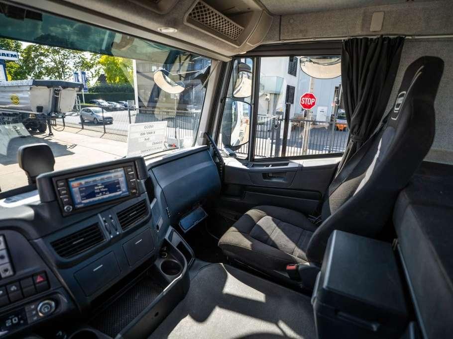 Iveco X-WAY 460 Photo 16