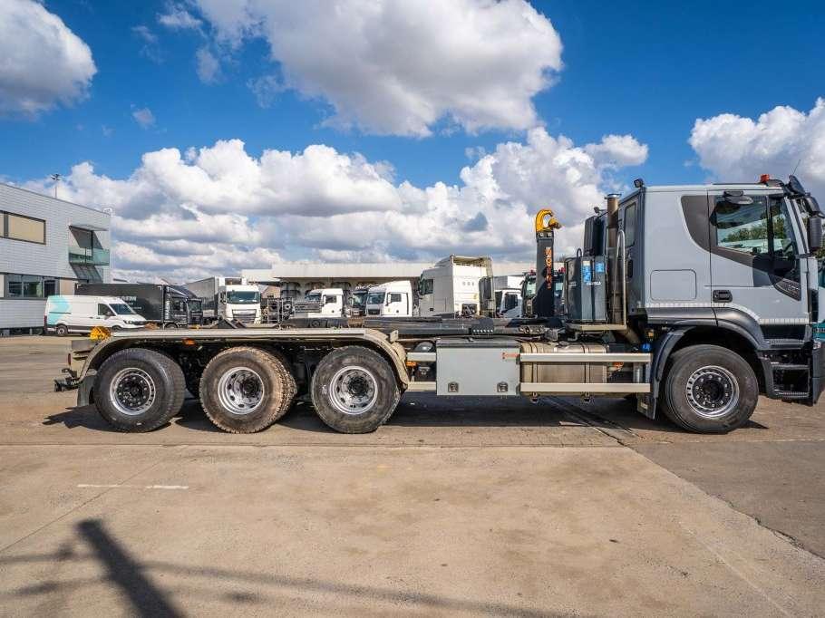Iveco X-WAY 460 Photo 3