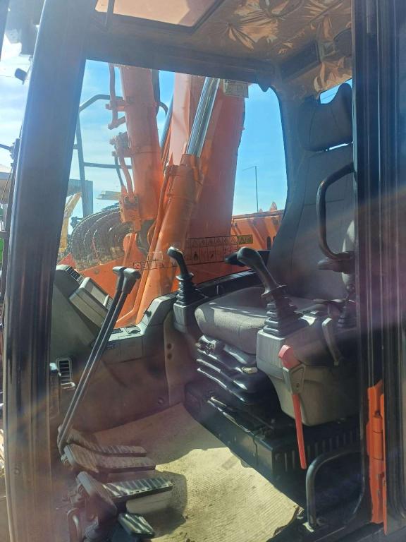 Doosan DX140LCR-3 Photo 12