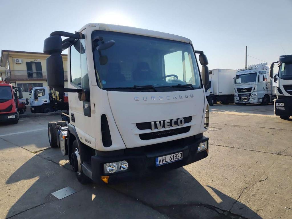 Iveco EUROCARGO 100E18 Photo 10
