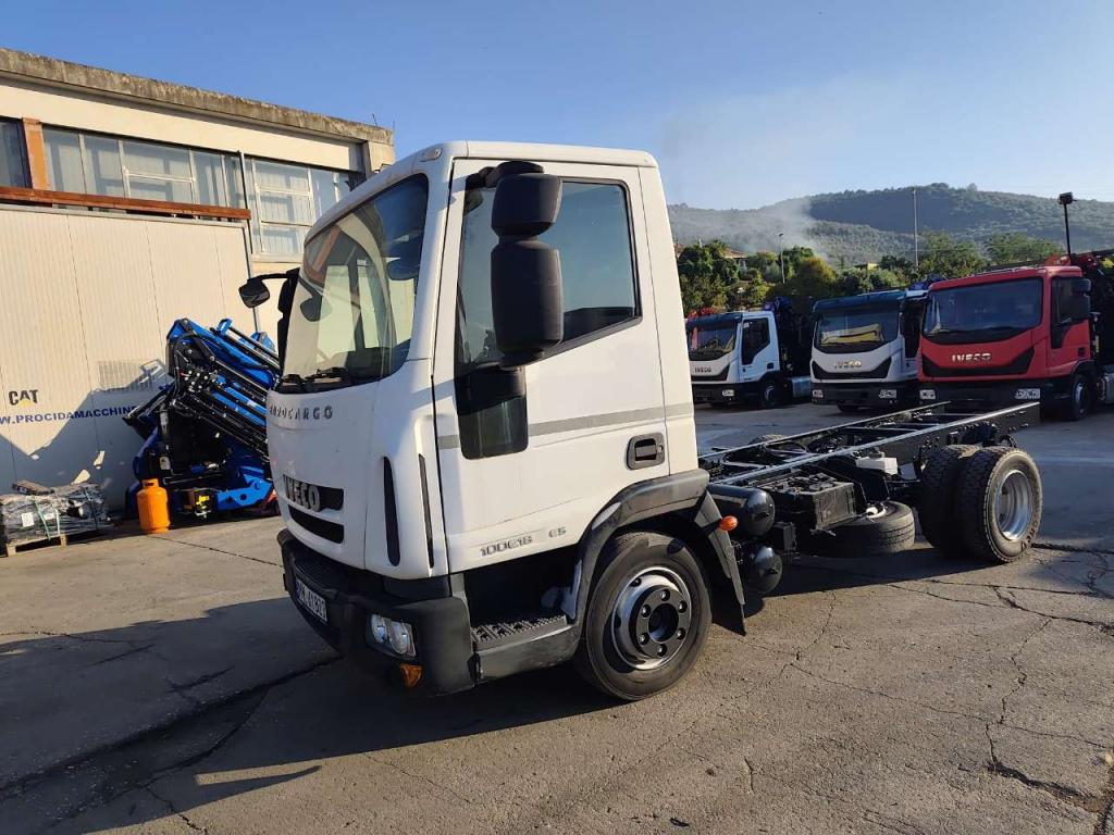 Iveco EUROCARGO 100E18 Photo 30
