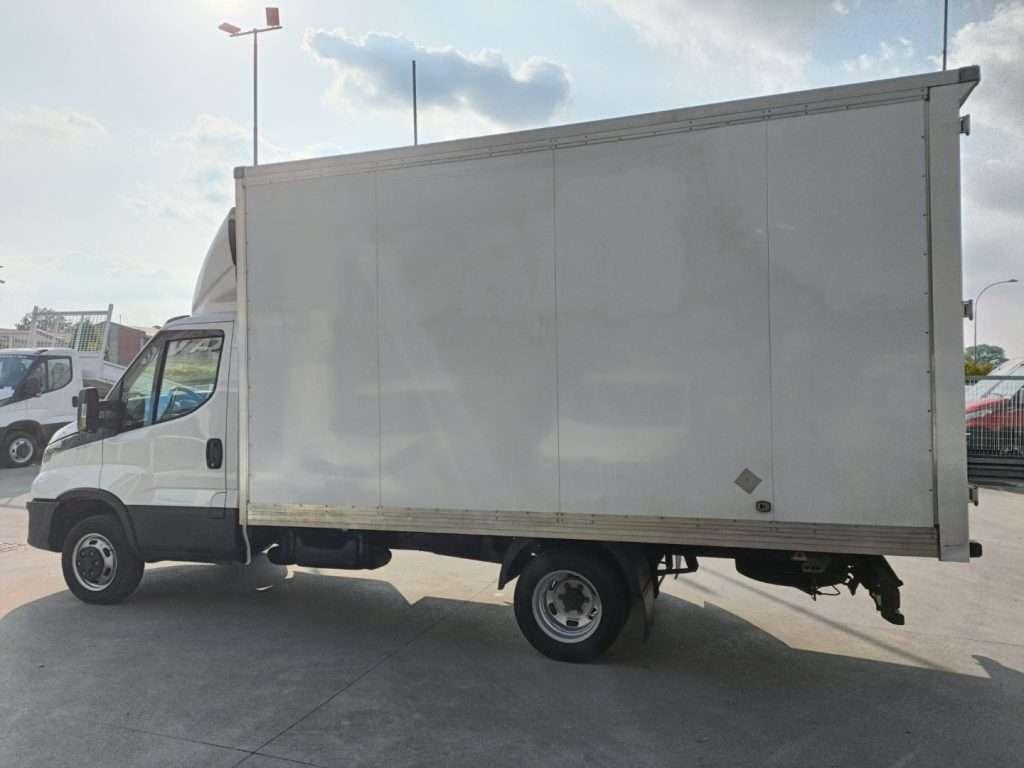 Iveco Daily Photo 4