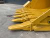 Caterpillar 352 - TB Photo 21 thumbnail