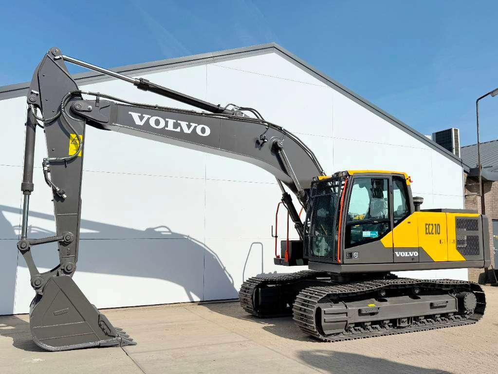 Volvo EC210 NEW / UNUSED (EC220DL) Photo 2