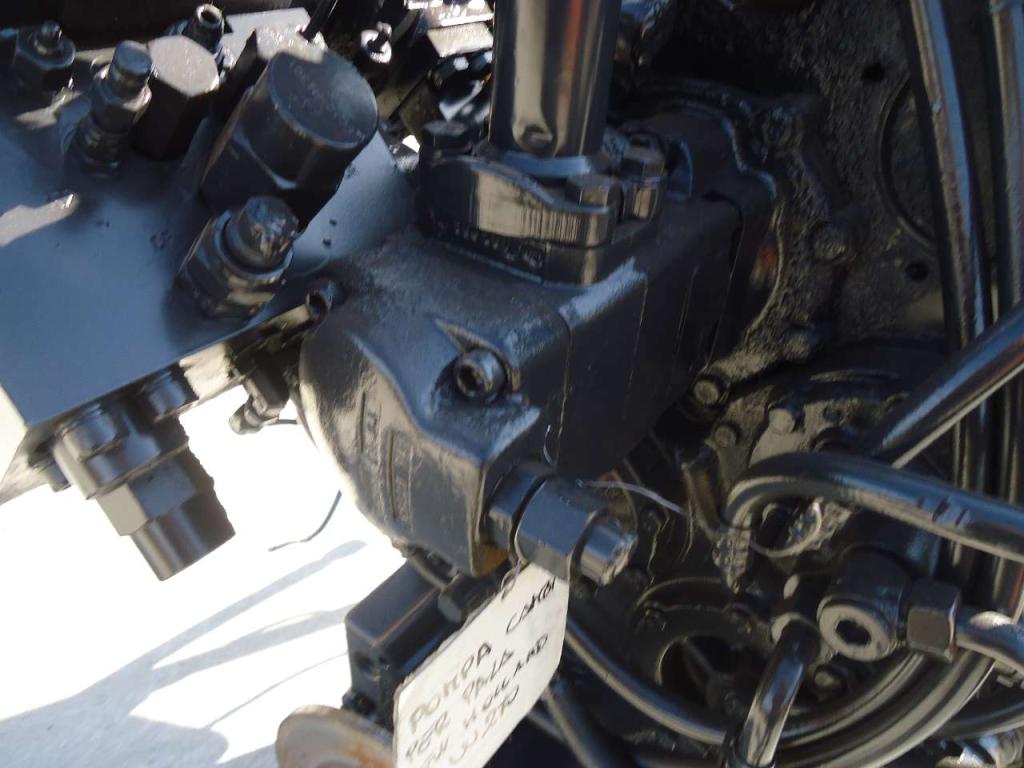 Transmission hydraulic pump for New Holland W270 Photo 2