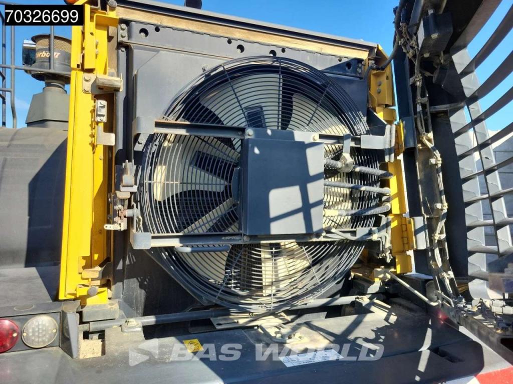 Komatsu WA470 -8E0 Photo 20
