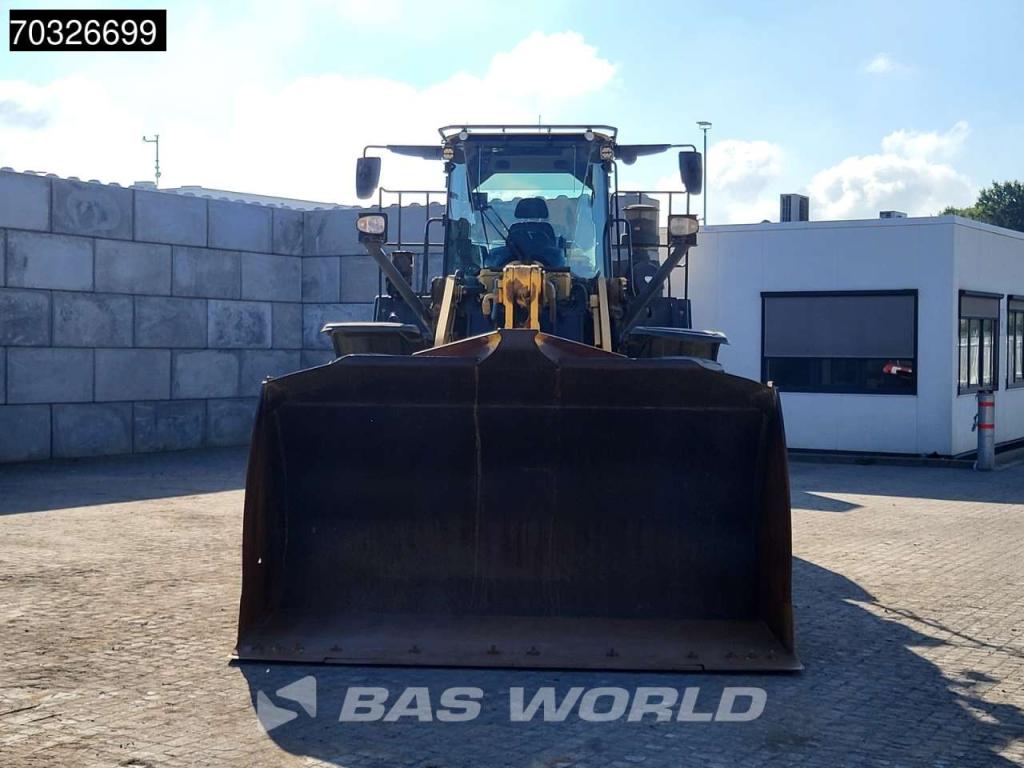 Komatsu WA470 -8E0 Photo 9