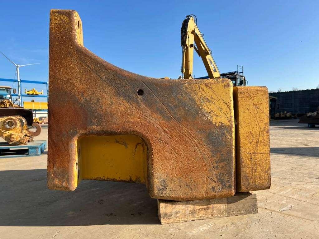 Caterpillar D8R / D8T Photo 4