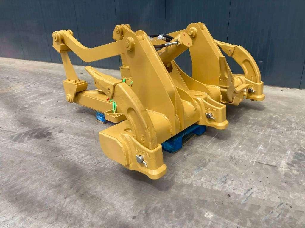 Caterpillar D6 NG Photo 2