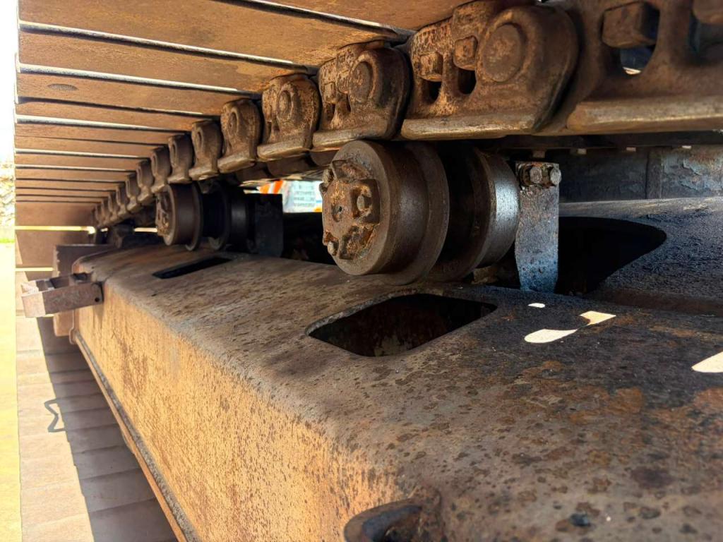 Hyundai HX330 Photo 17