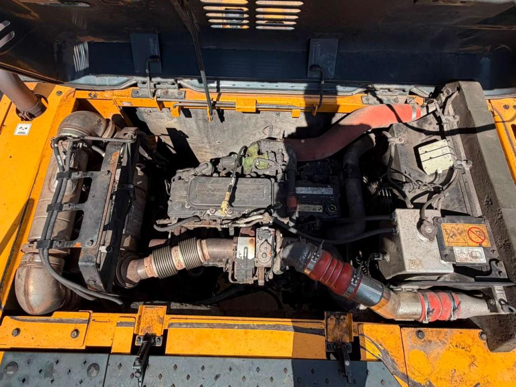 Hyundai HX330 Photo 29