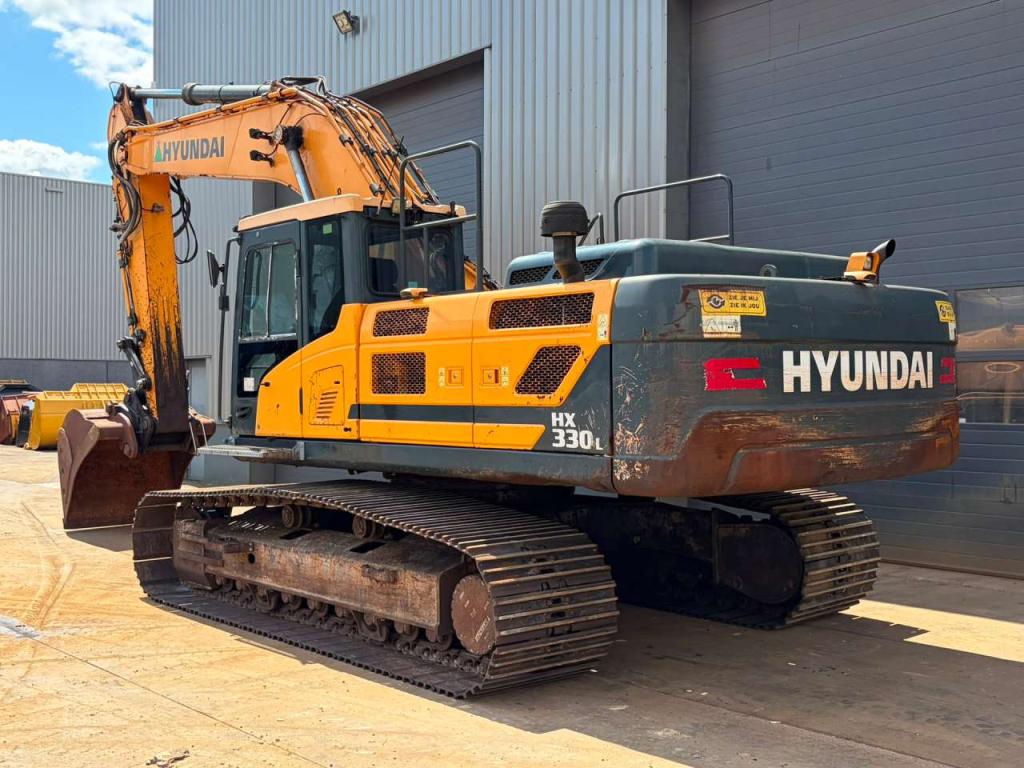 Hyundai HX330 Photo 3