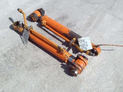 Steering piston for Fiat Allis FR220 sold by OLM 90 Srl