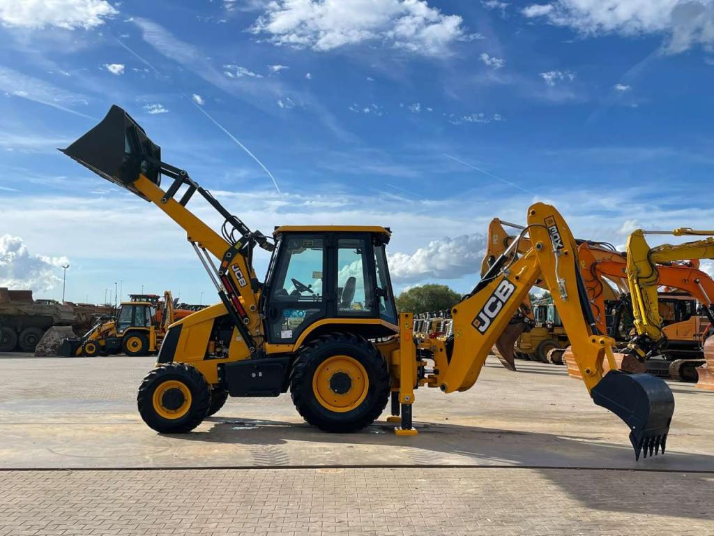 JCB 3DX 4WD hammerlines Photo 9