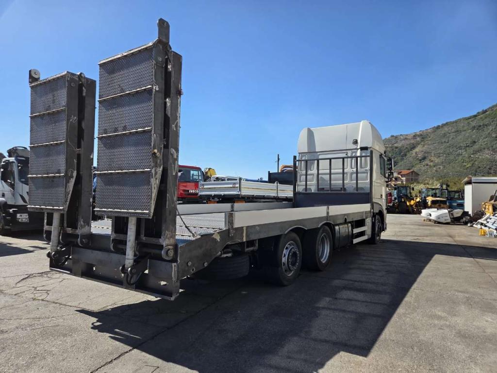 Iveco XF 440 Photo 10