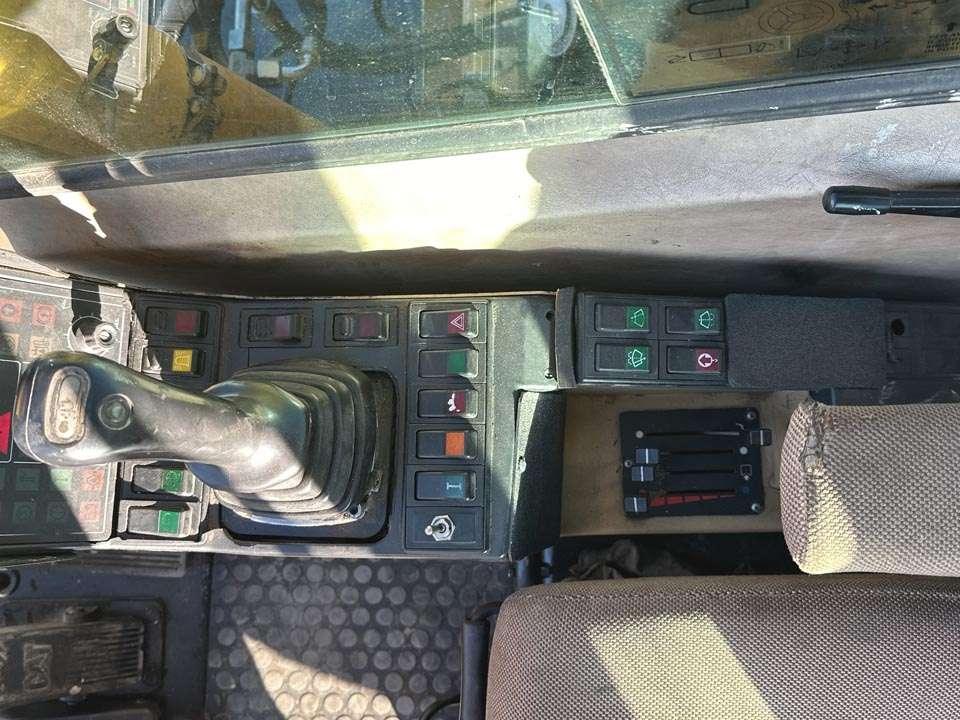 Caterpillar M315 Photo 16