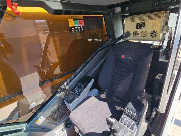 Grove GMK4100-1 (2pcs available in Qatar) Photo 12
