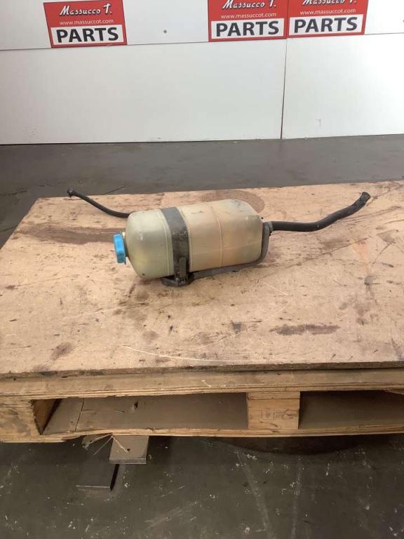 Radiator coolant reservoir for Kalmar LMV 12-600 Photo 1