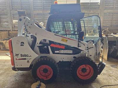 Bobcat S590 Photo 1