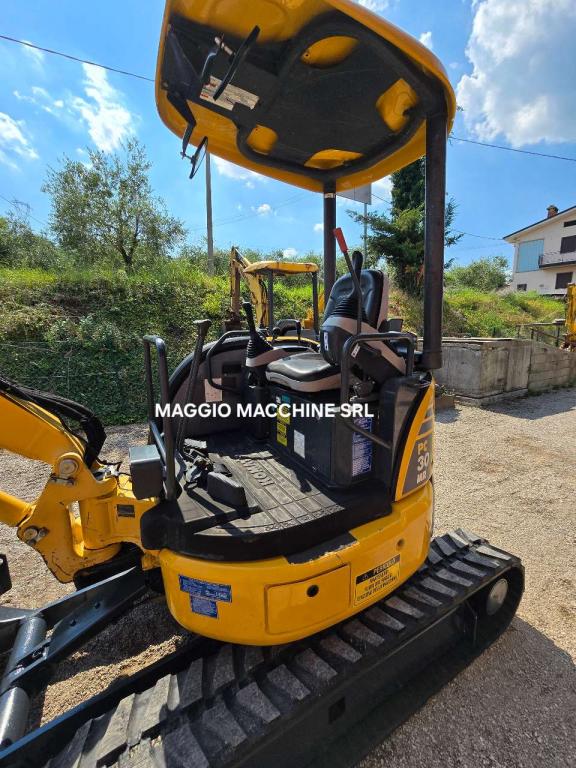 Komatsu PC30 MR-3 Photo 6