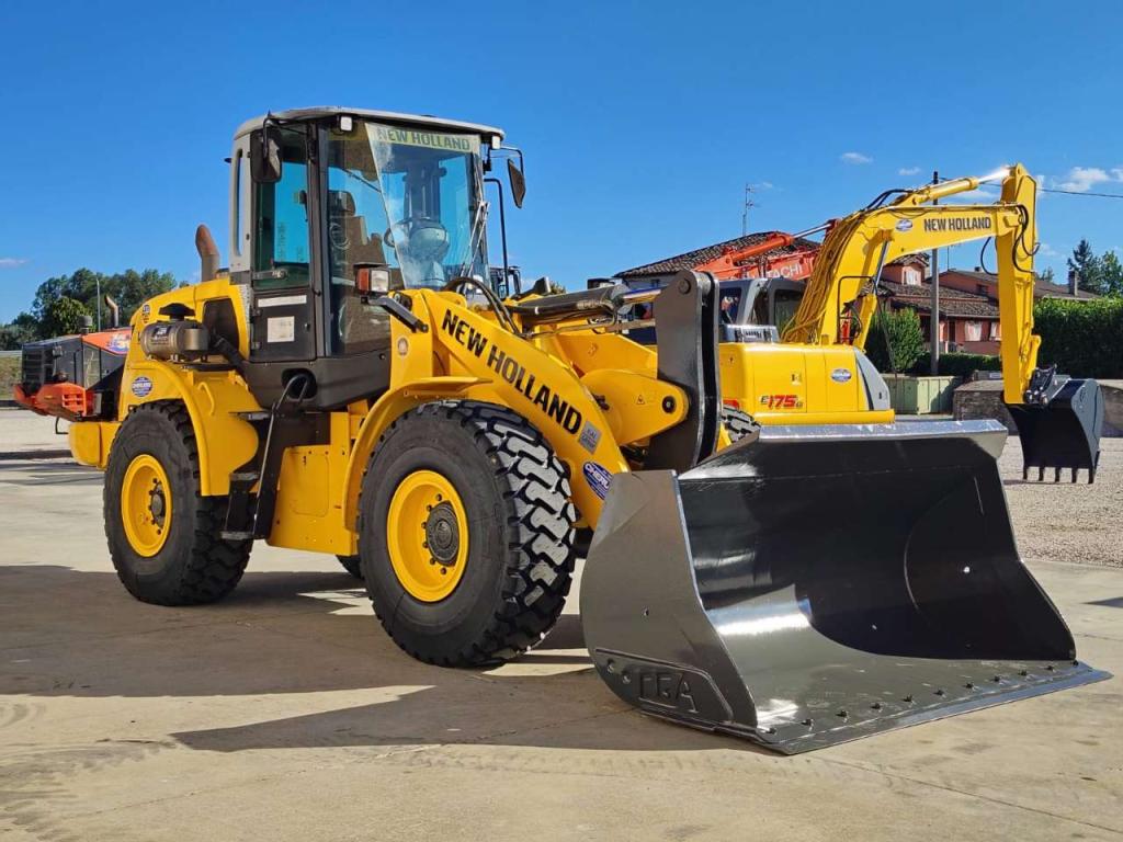 New Holland W 170B Photo 7