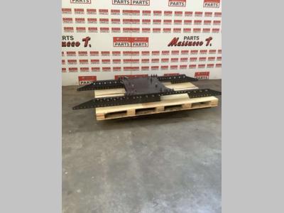 Supporto telaio per ancoraggio ralla for Volvo FH16 550 6x4 sold by Massucco T. Srl Area Ricambi