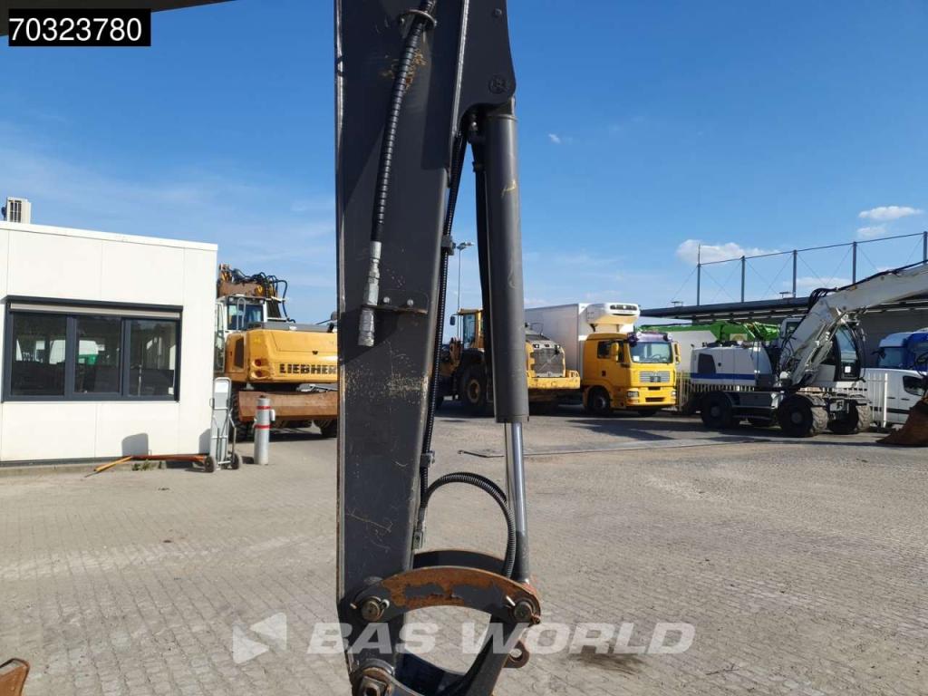 Volvo ECR58 F A/C - 3 Buckets Photo 14
