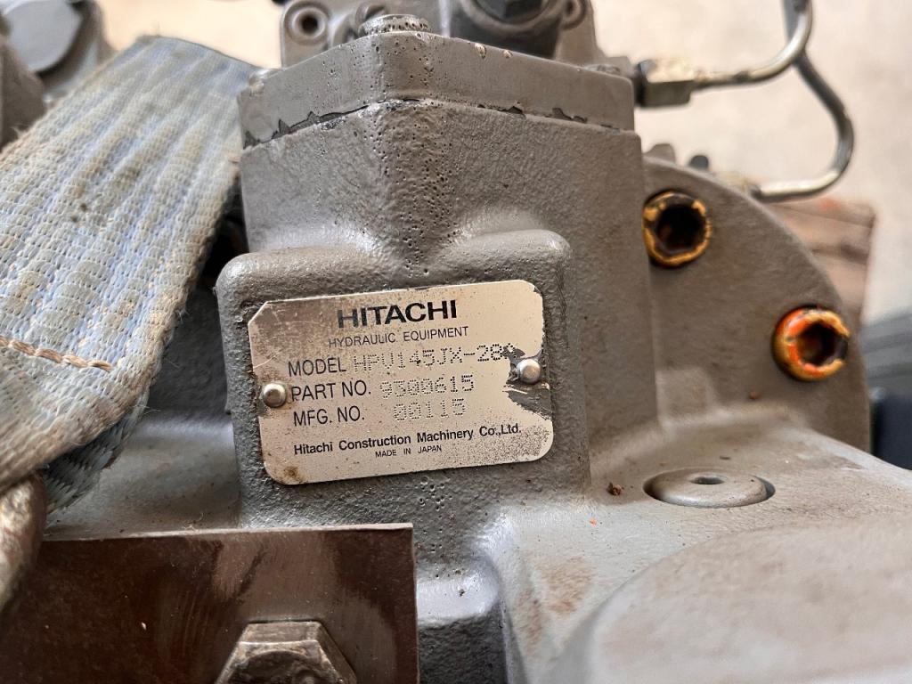 Hitachi HPV 145JX-28 Photo 2
