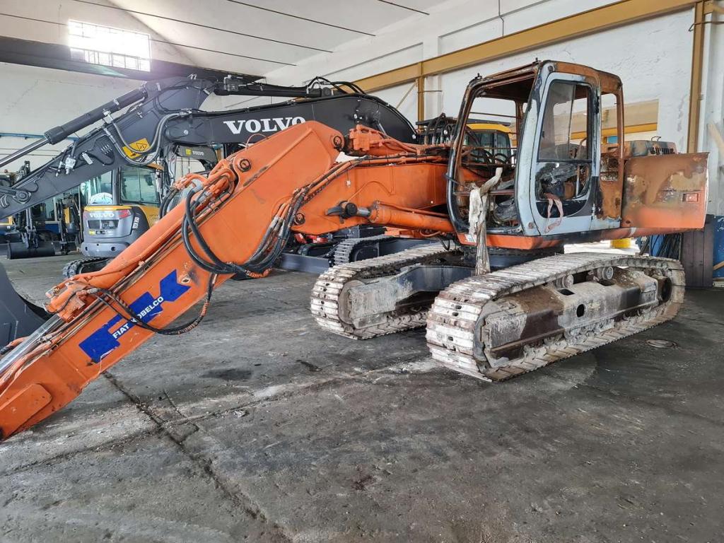 Fiat Kobelco EX235 Photo 7