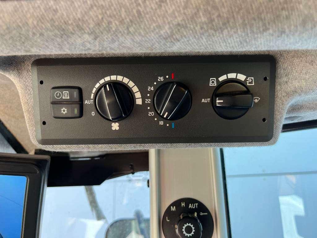 Volvo L70G - Quick Coupler / 3th Function Photo 11