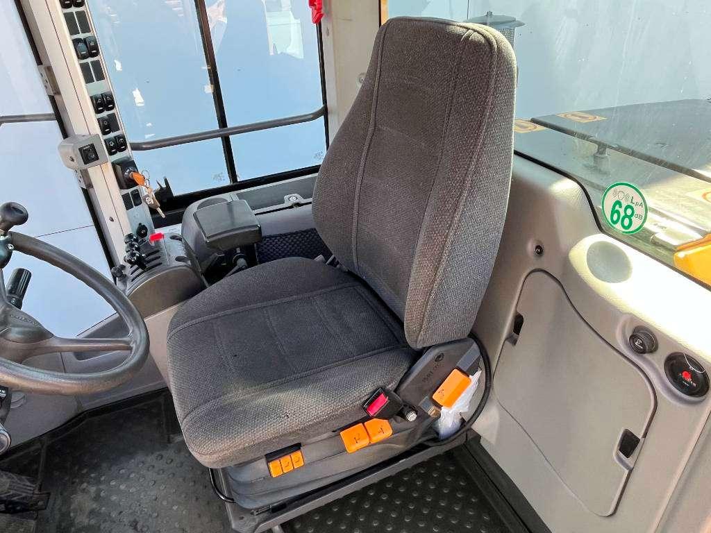 Volvo L70G - Quick Coupler / 3th Function Photo 8