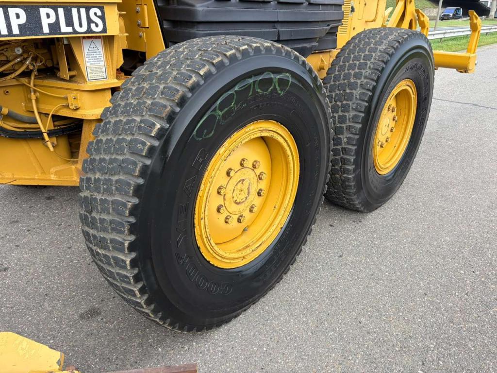 Caterpillar 140H Photo 10