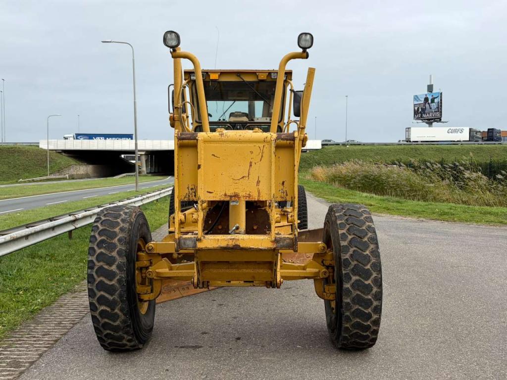 Caterpillar 140H Photo 8