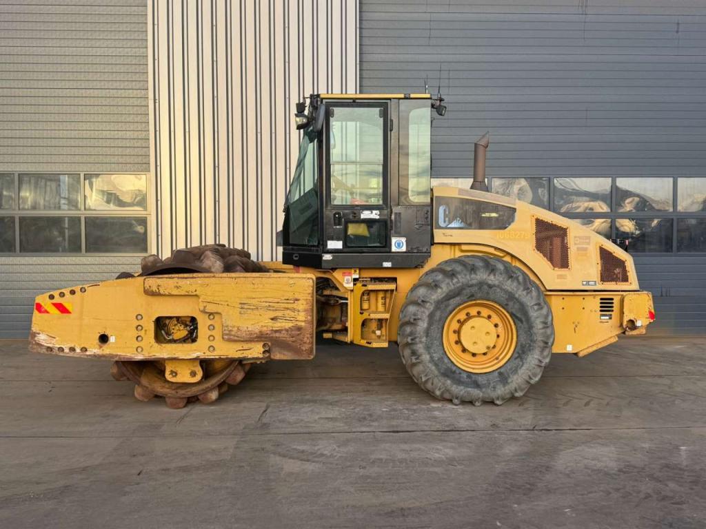 Caterpillar CP76 (19t) Photo 1