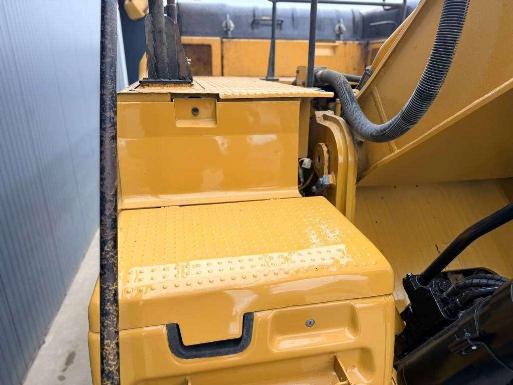 Caterpillar 336F L Photo 24