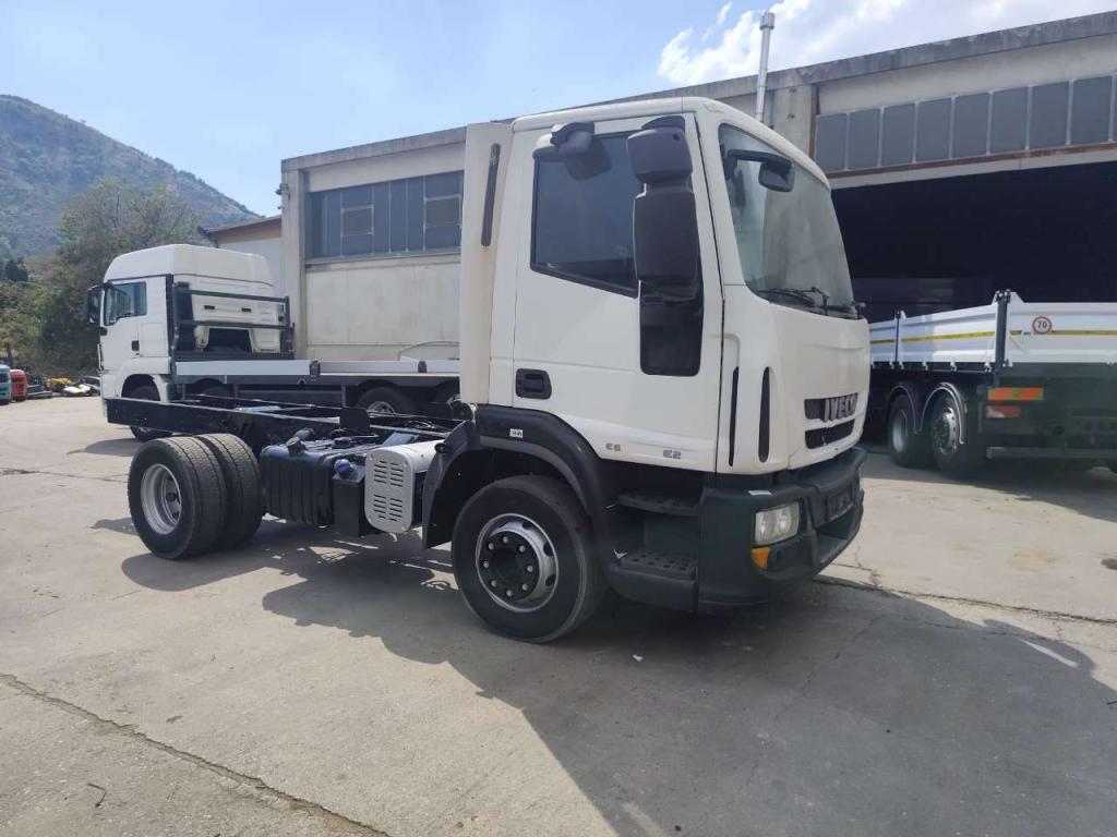 Iveco EUROCARGO 150E22P Photo 21