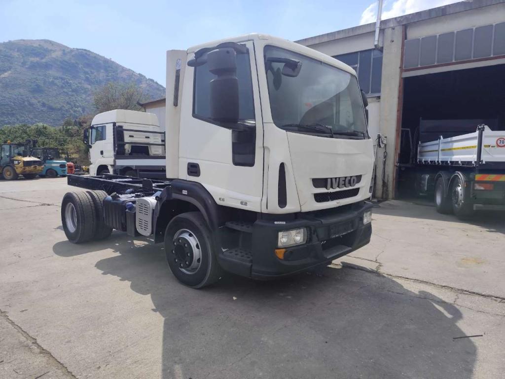 Iveco EUROCARGO 150E22P Photo 24