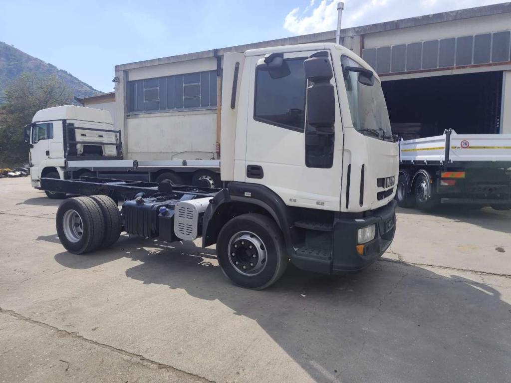 Iveco EUROCARGO 150E22P Photo 30