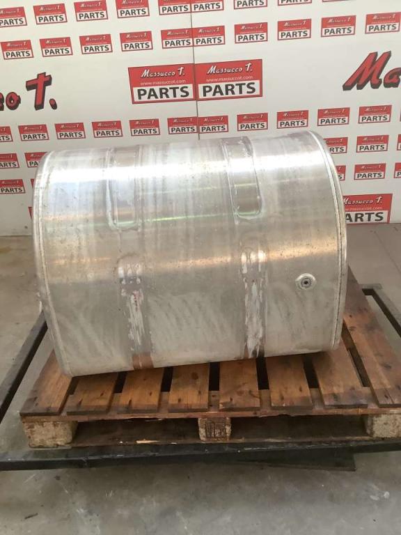 SERBATOIO CARBURANTE PER VOLVO FH16 550 6x4 Tank Photo 1