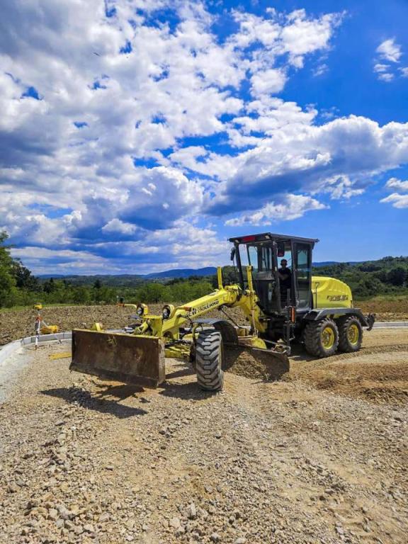 New Holland 106.6A Photo 1