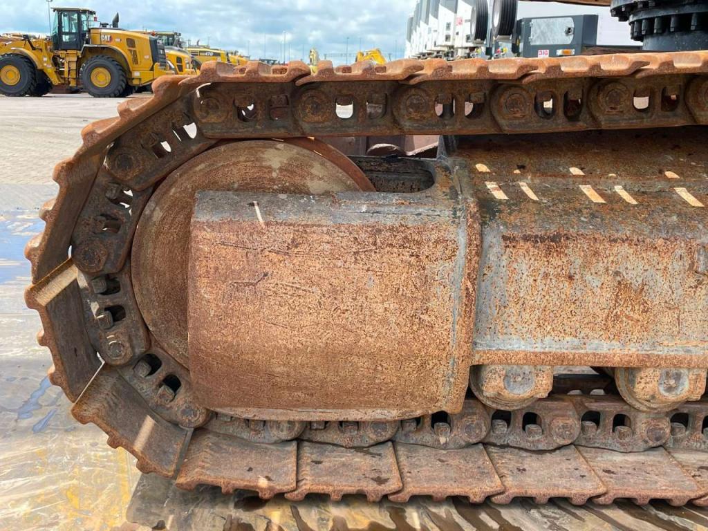 Caterpillar 329E Long Reach Excavator Photo 11