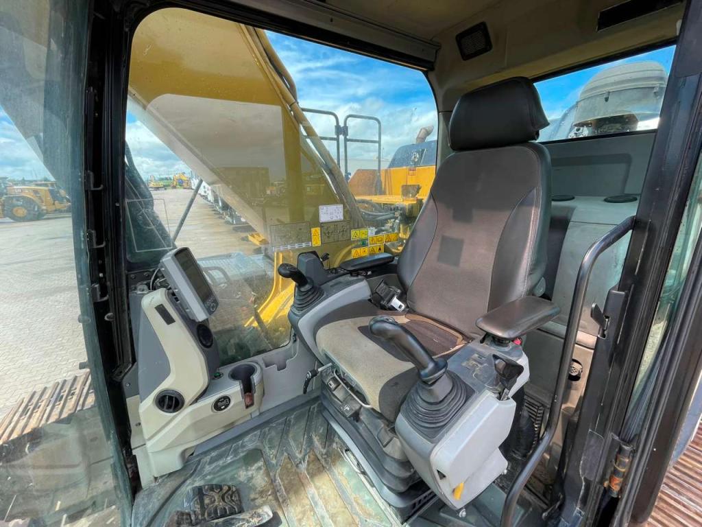 Caterpillar 329E Long Reach Excavator Photo 20