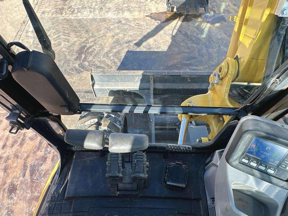 Komatsu PC80MR-5E Photo 19