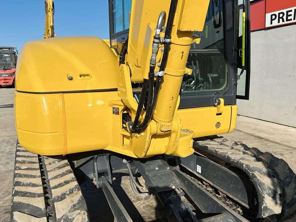 Komatsu PC80MR-5E Photo 8