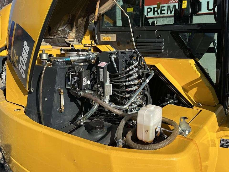 Komatsu PC80MR-5E Photo 9