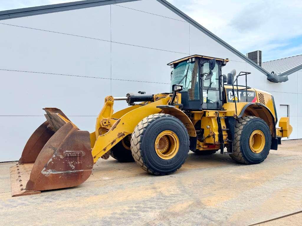 Caterpillar 972M - Weight System / Backup Camera Photo 2