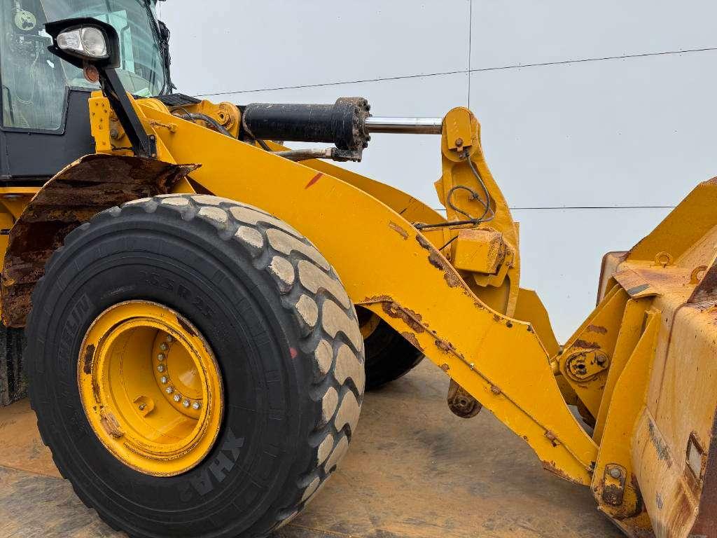 Caterpillar 972M - Weight System / Backup Camera Photo 20