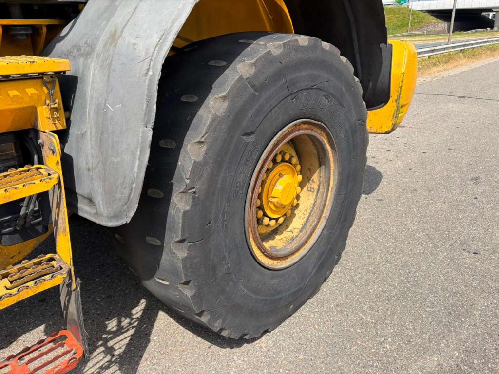 Volvo L90H Photo 13