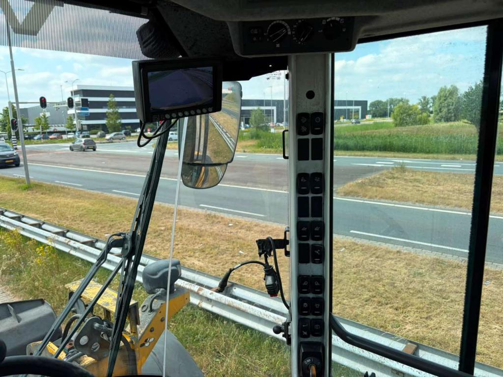Volvo L90H Photo 25